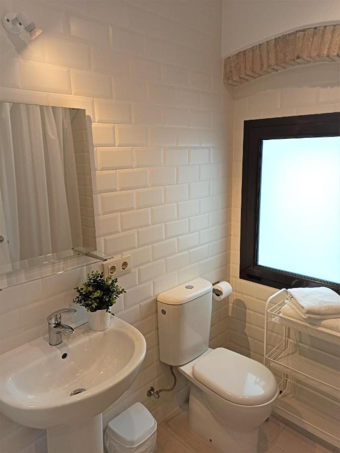 Fonda Comerc Estudio Doble Торроэлья-де-Монгри Экстерьер фото